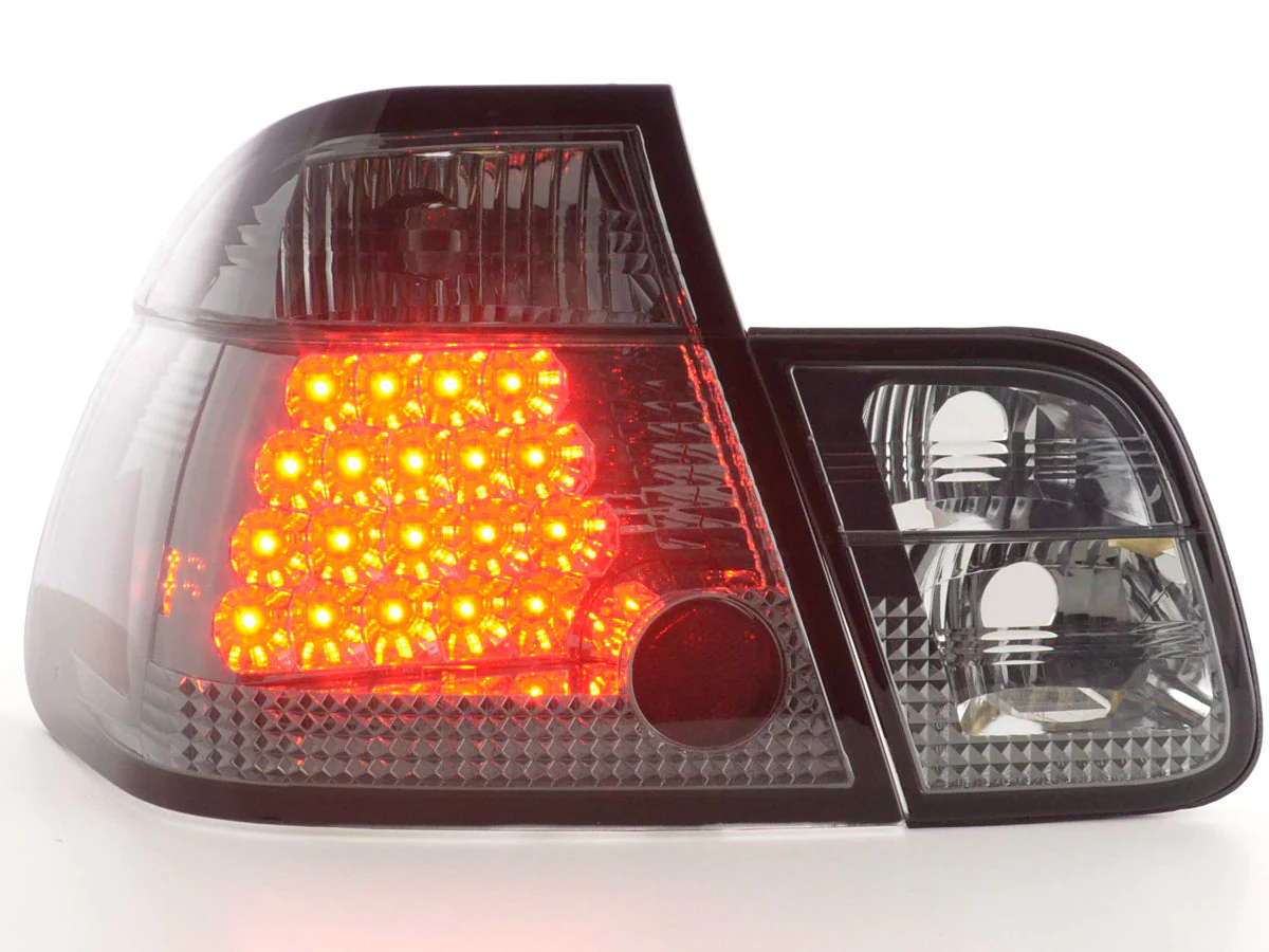 Pilotos traseros LED BMW Serie 3 Berlina E46 01-05 negro - Image 3