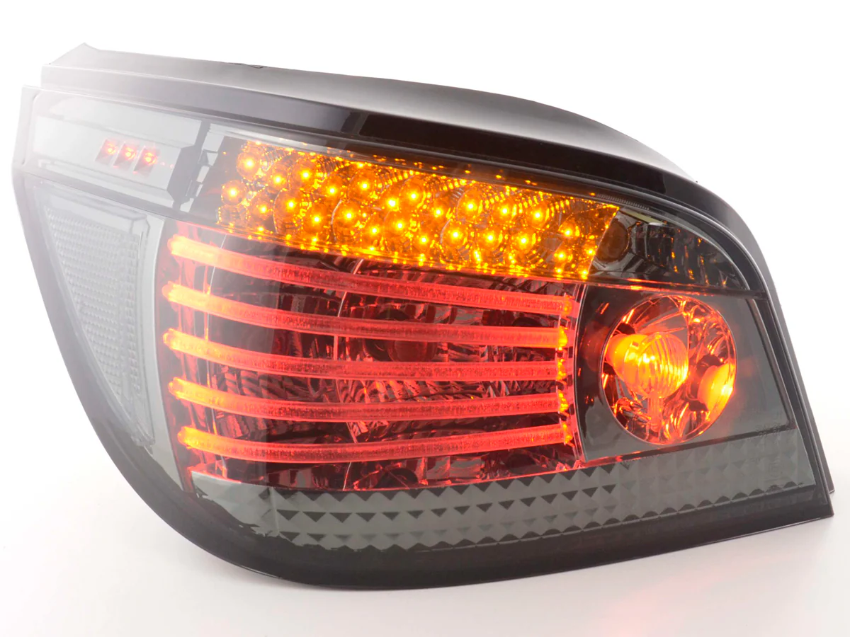 Pilotos traseros LED BMW Serie 5 Berlina E60 03- negro - Image 2