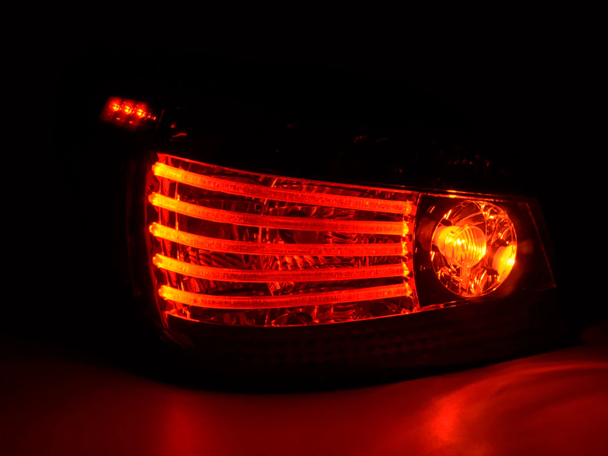 Pilotos traseros LED BMW Serie 5 Berlina E60 03- negro - Image 3