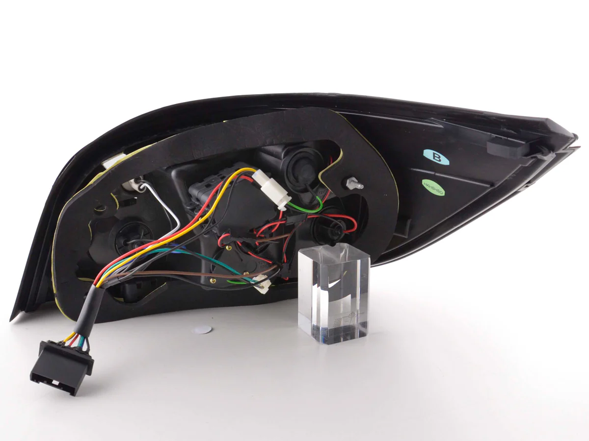 Pilotos traseros LED BMW Serie 5 Berlina E60 03- negro - Image 6