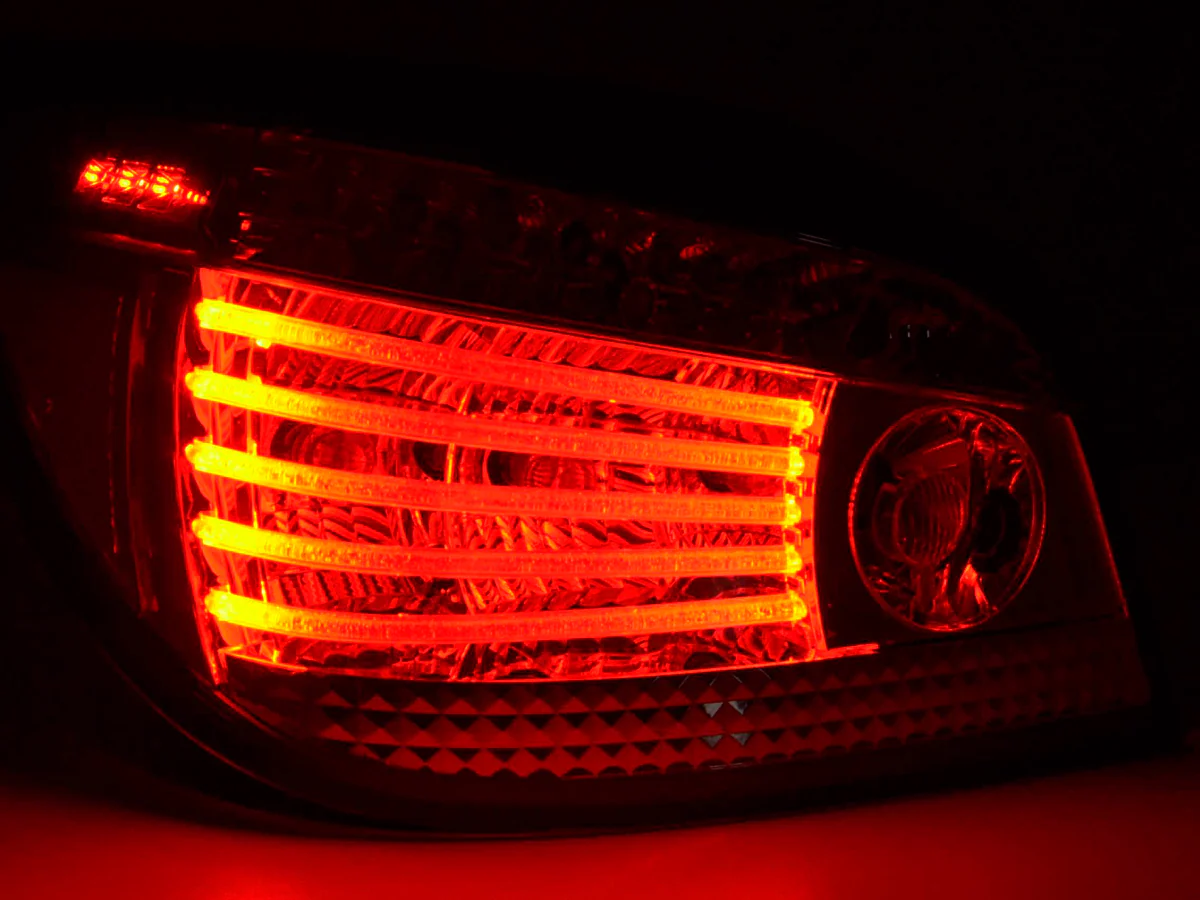 Pilotos traseros LED BMW Serie 5 Berlina Tipo E60 04-07 Cromados - Image 3