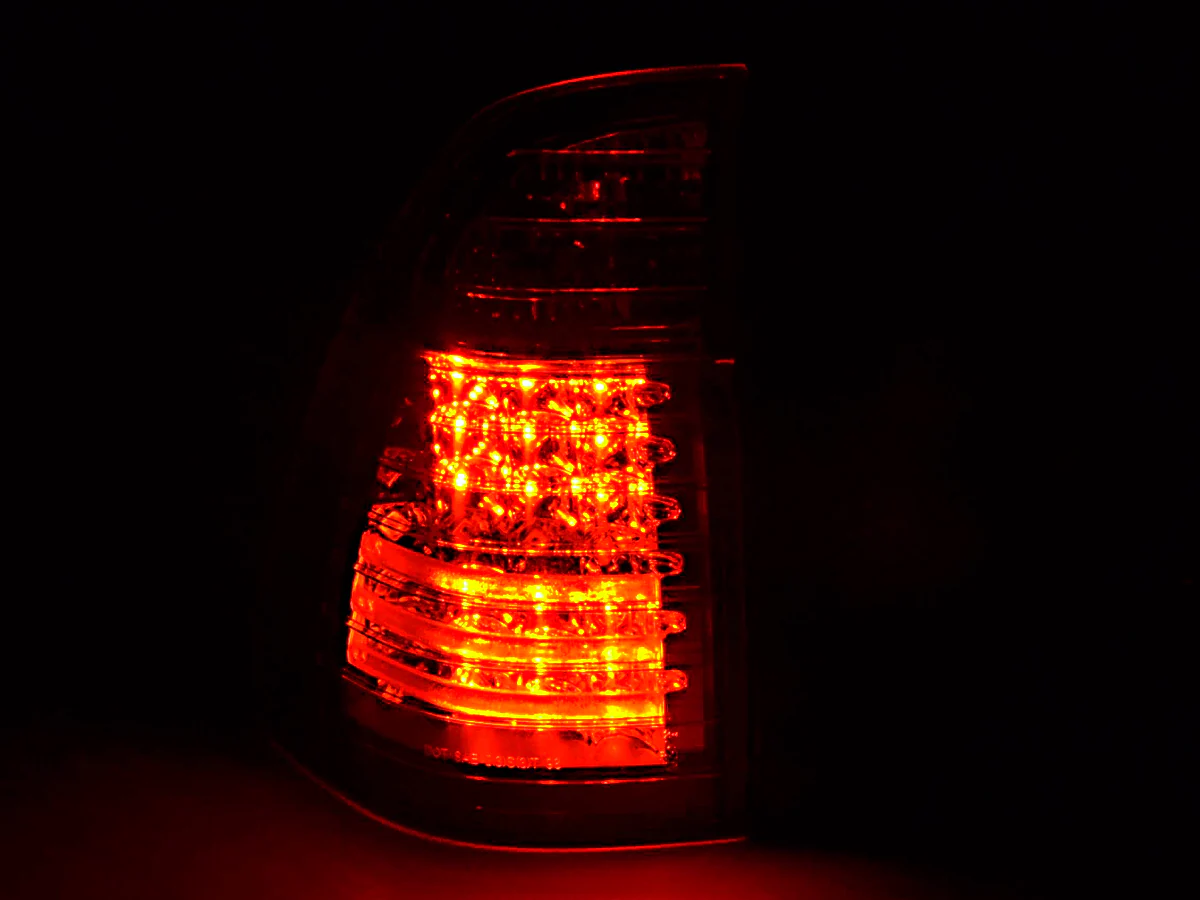 Pilotos traseros LED BMW X5 E53 98-02 negro - Image 4