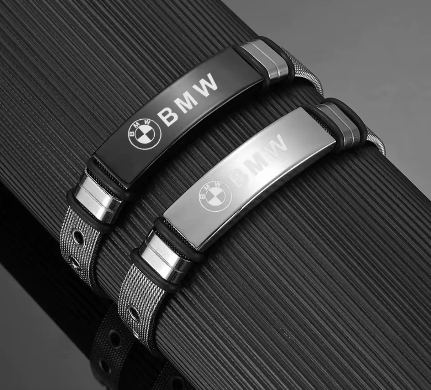 Pulsera BMW (pulsera metálica) ajustable en acero inoxidable con placa BMW o ///M - Image 3