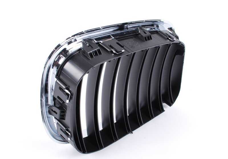 Rejilla de adorno delantero izquierdo OEM 51138402645 para BMW X5 (E53). Original BMW. - Image 2