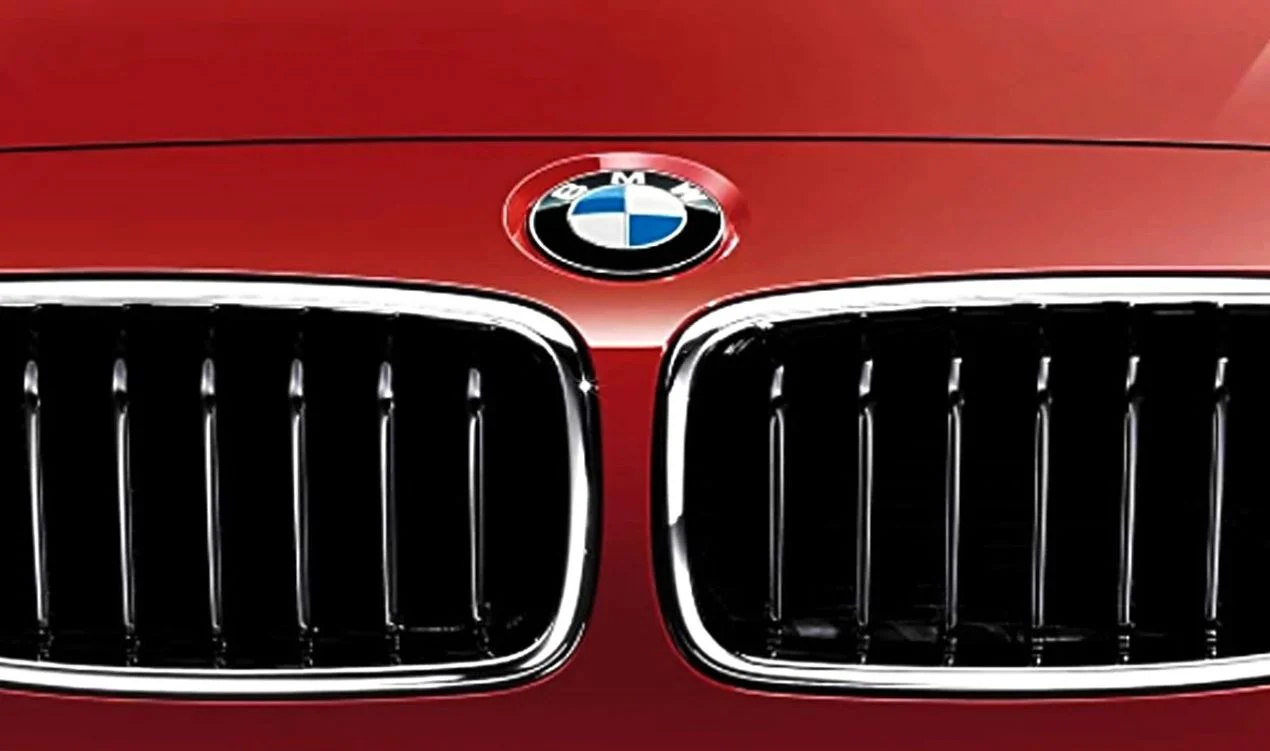 Rejilla decorativa delantera derecha Sport Line OEM 51137260498 para BMW Serie 3 F30, F31... y más. Original BMW. - Image 12