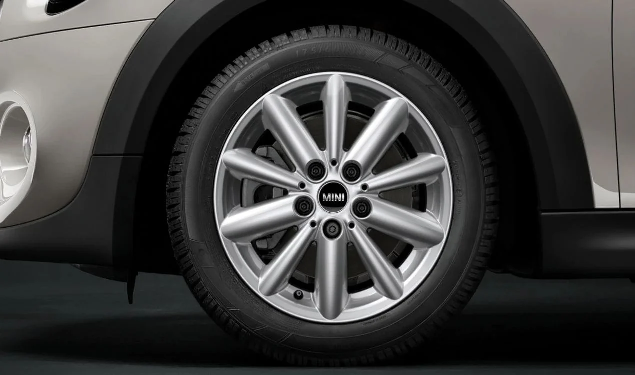 Rueda de invierno completa Radial Spoke 508 OEM 36115A1BF50 para MINI F56, F56 BEV, F56 LCI, F55, F55 LCI, Cabrio F57, Cabrio F57 BEV... y más. Original MINI.