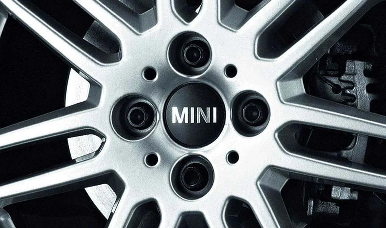 Tapa de cubo de rueda OEM 36131171069 para MINI R50, R53, R56, Clubman R55, Cabrio R52, Coupé R58, Roadster R59, Countryman R60, Paceman R61... y más. Original MINI. - Image 2