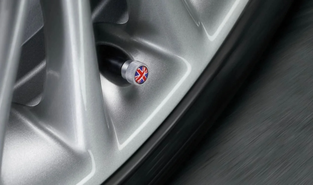 Tapones de válvula Union Jack OEM 36120422550 para MINI R50, R53, R56, F56, F54, Countryman R60, Paceman R61... y más. Original MINI.
