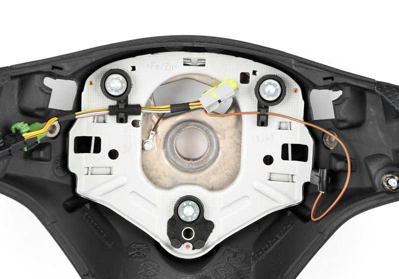 Volante deportivo con airbag de cuero OEM 32307839115 para BMW E81, E87, E82, E90, E92, E93, X1 E84... y más. Original BMW. - Image 3
